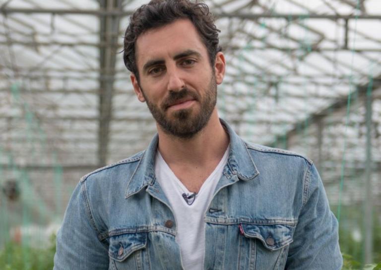 Πατέρας διάσημου σεφ ο νέος υπουργός Αμυνας, Ευ. Αποστολάκης