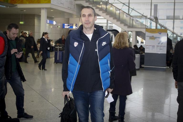 Μπλατ: «Καλό σημάδι η νίκη χωρίς τον σημαντικότατο Μιλουτίνοφ»