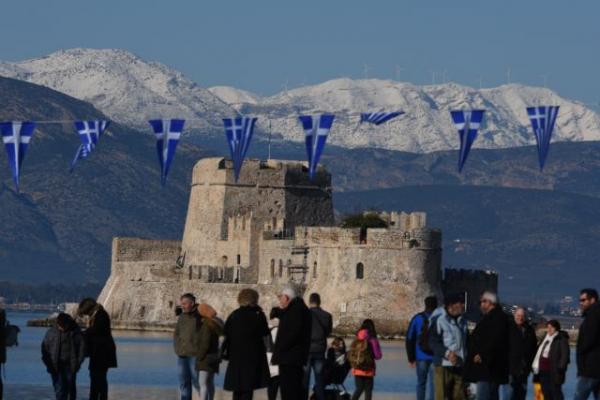 Editorial Ta Nea: Sacrifices