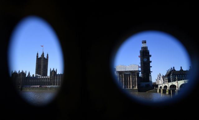 Brexit: «Εάν θέλουμε να φύγουμε με συμφωνία, πρέπει να γίνουν αλλαγές»