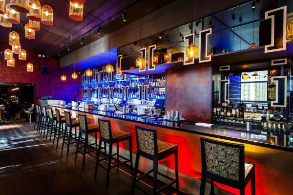 Χιόνι, σούσι με… καπνούς και Buddha Bar