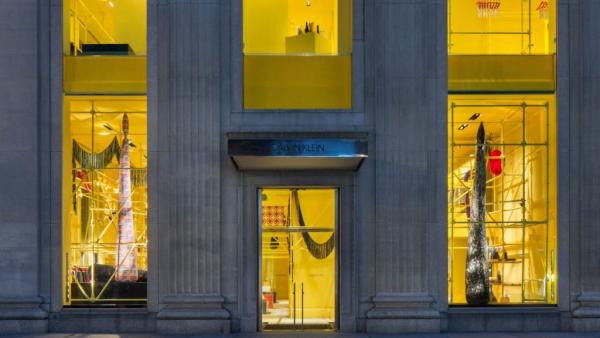 Τέλος για το κατάστημα του Calvin Klein στην Νέα Υόρκη