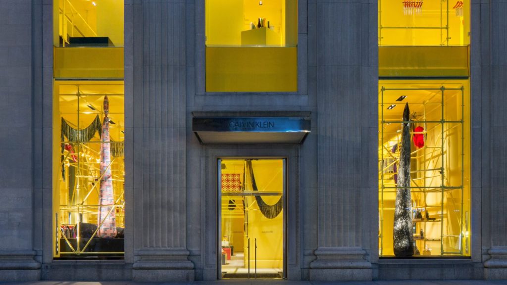 Τέλος για το κατάστημα του Calvin Klein στην Νέα Υόρκη