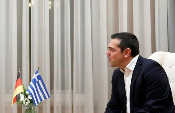 Editorial Ta Nea: Throwing in the towel