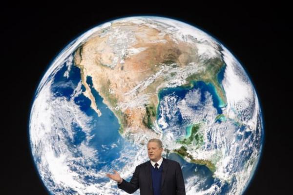 Νταβός : Ναι μεν, αλλά… στο αίτημα για περισσότερη φορολογική δικαιοσύνη