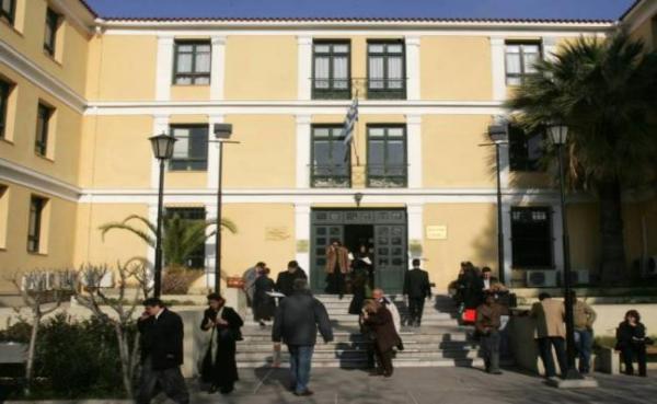 Απόδραση κρατουμένου από τα δικαστήρια της πρώην Σχολής Ευελπίδων