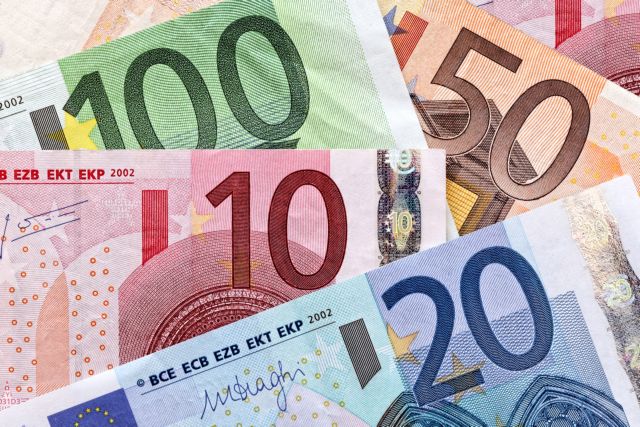 Αύξηση μισθού : Ποιοι θα πάρουν επιπλέον 120 ευρώ το μήνα