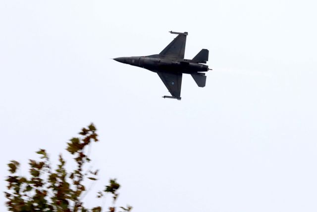 Μπαράζ τουρκικών παραβιάσεων στο Αιγαίο