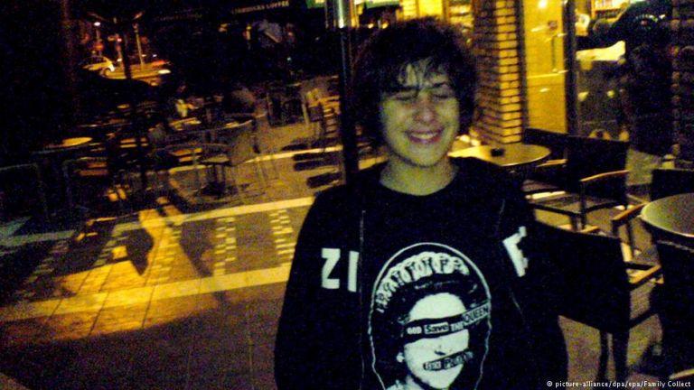 Μητέρα Γρηγορόπουλου: Oταν ο Κορκονέας σκότωσε τον Αλέξη, έφυγε σαν να μην είχε συμβεί τίποτα