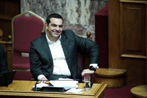 Οταν ο Τσίπρας έκανε αστεία κι έλεγε «τι κακό έχουν οι μολότοφ»