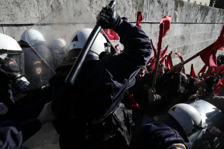 Βαράτε τους: το νέο δόγμα Τσίπρα