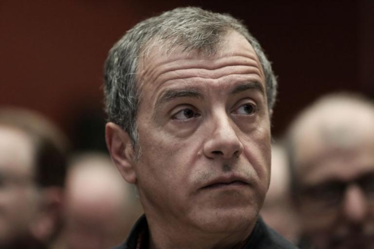 Θεοδωράκης: Αν έρθει πρόταση μομφής στη Βουλή θα τη στηρίξω