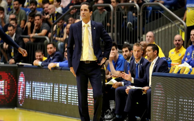 Ο Γιάννης στη χώρα του ποτέ!