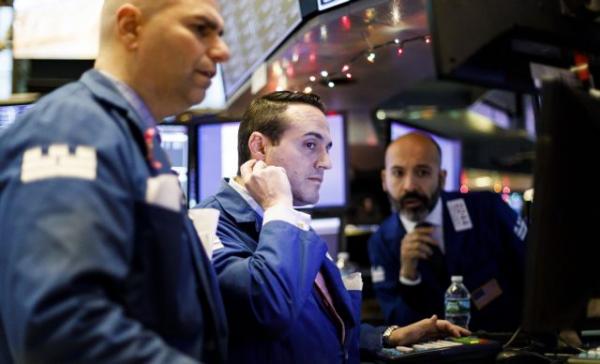 10 «γκουρού» απαντούν στα ερωτήματα για το «πορτοφόλι» του 2019