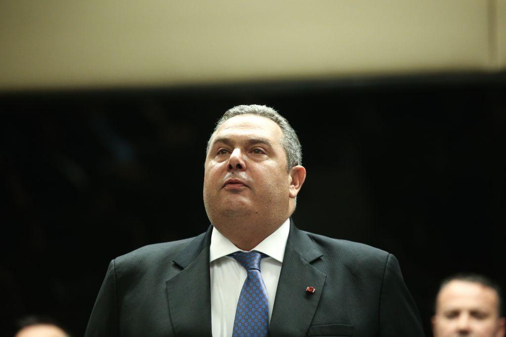 Ο… προδομένος Καμμένος θυμήθηκε τώρα να καταγγείλει τον Τσίπρα