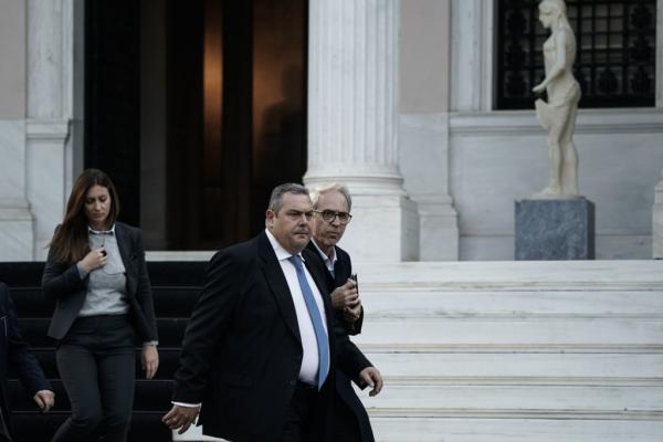 Καμμένος: Οι ΑΝΕΛ αποχωρούν από την κυβέρνηση