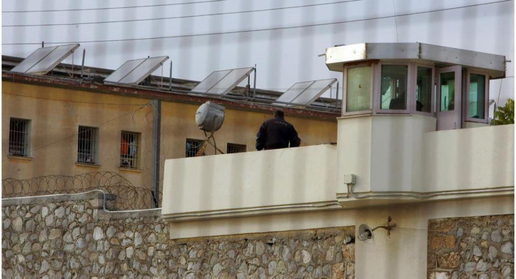 Έκτακτη σύσκεψη στον Κορυδαλλό για τη δολοφονία του αλβανού κρατούμενου