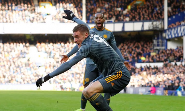 «Ποδαρικό» με νίκη για την Λέστερ