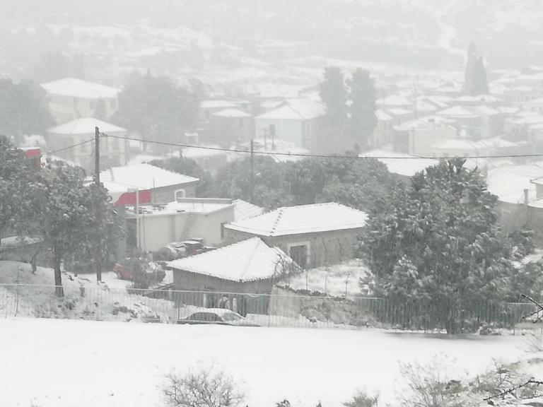 Κακοκαιρία: Κλειστά σχολεία στο Β. Αιγαίο – Απεγκλωβισμοί στη Χίο