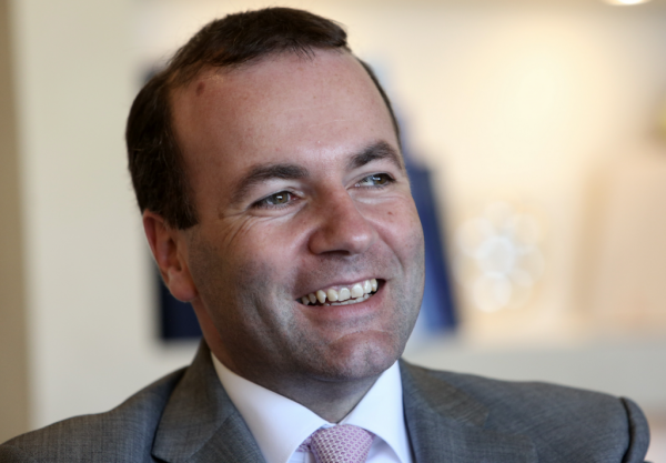 Μάνφρεντ Βέμπερ: Καμία δυνατότητα για επαναδιαπραγμάτευση του Brexit