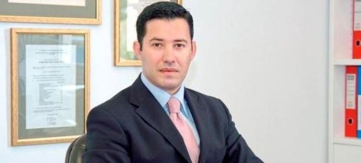 Κινήσεις από Μανιαδάκη για να δείξει ότι δεν είναι ύποπτος φυγής