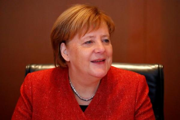 Merkel in Athens to urge passing of Prespa Accord in Skopje, Athens