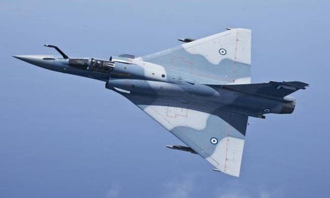 Γαλλία: Βρέθηκαν συντρίμμια του Mirage 2000 που εξαφανίστηκε