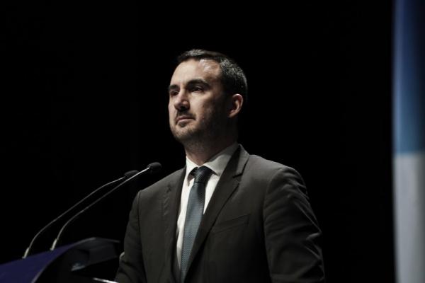 Χαρίτσης: Δε δεχόμαστε μαθήματα δημοκρατίας από τον κ. Μητσοτάκη