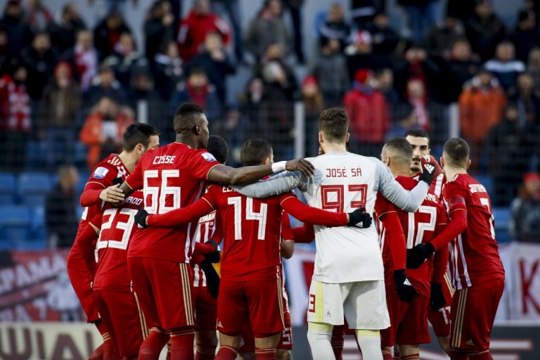 Αποθεωτική υποδοχή στα Γιάννενα για τον Ολυμπιακό