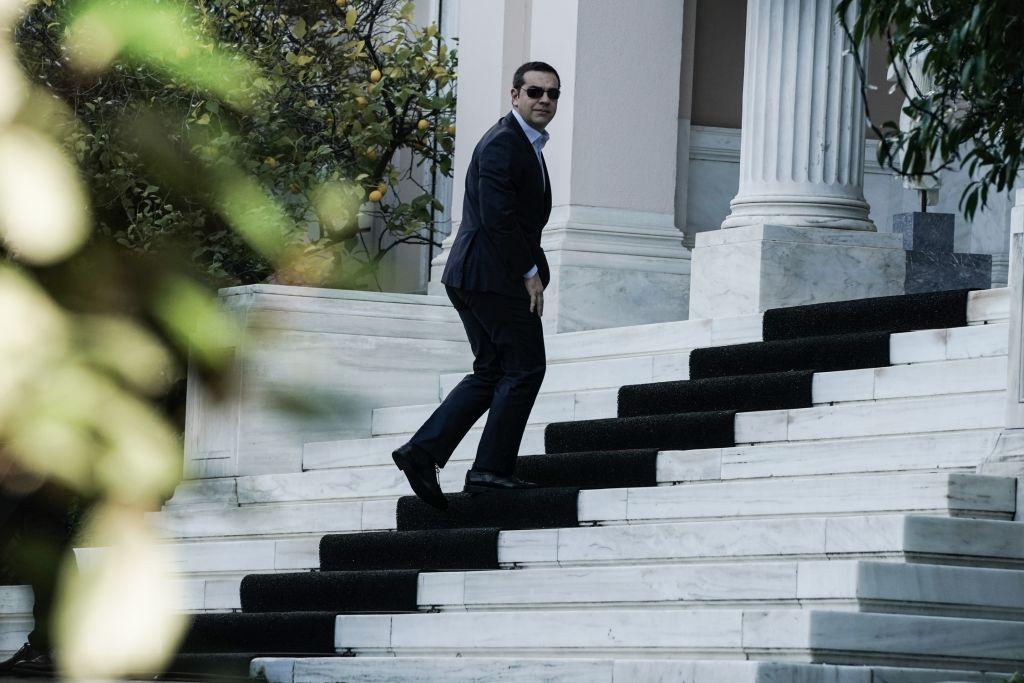 Αυτά είναι τα πολιτικά «αργύρια» για να στηρίξουν οι βουλευτές την κυβέρνηση Τσίπρα