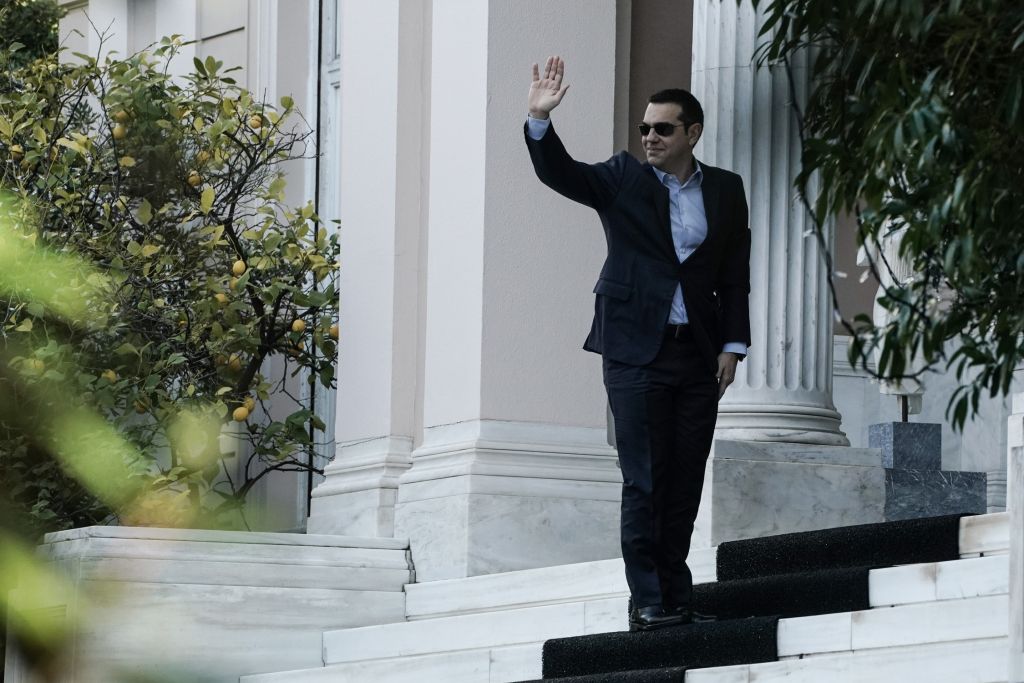«Στημένη» ηρωϊκή έξοδος Καμμένου - Πώς ο Τσίπρας εξασφαλίζει την πλειοψηφία