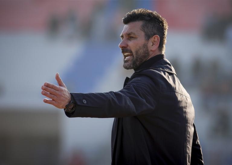 Ουζουνίδης: «Αν υπήρχε το ιδανικό σύστημα, θα το παίζαμε όλοι»