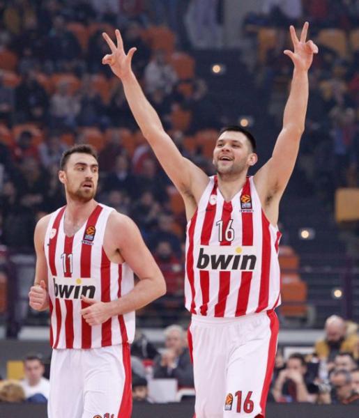 Άμυνα – μέγγενη και νέο πάρτι στο ΣΕΦ για τον Ολυμπιακό