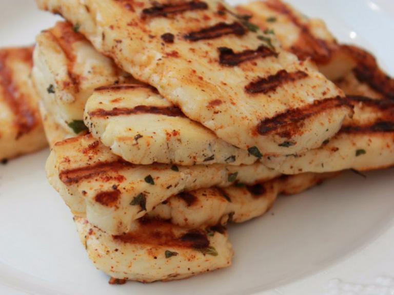 Πόρισμα για το χαλούμι: Ποιοι ευθύνονται για την απώλεια του εμπορικού σήματος