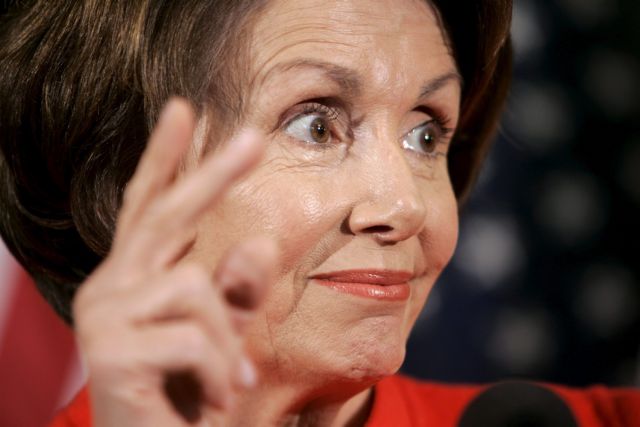 ΗΠΑ: Η Πελόζι κάνει ολοένα και περισσότερο δύσκολη τη ζωή του Τραμπ