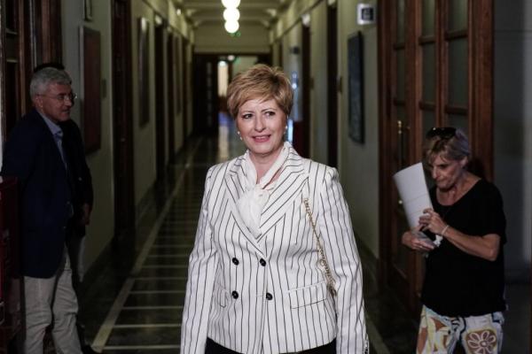 Παραιτήθηκε και η υφυπουργός Άμυνας Κόλλια – Τσαρουχά