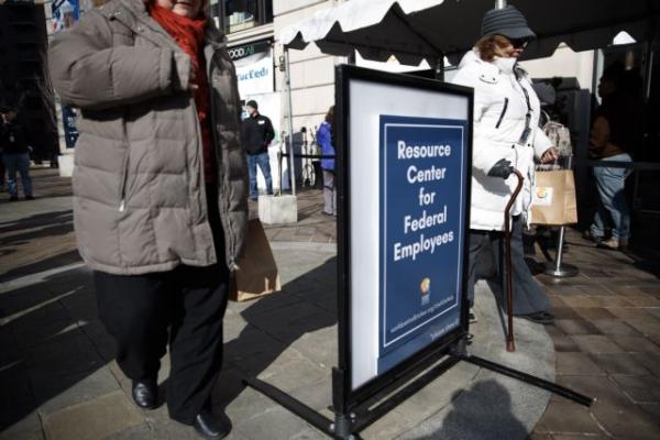 ΗΠΑ: Τουλάχιστον 6 δισεκατομμύρια δολάρια απώλεσε η οικονομία λόγω του shutdown