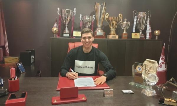 Η Λάρισα ανακοίνωσε τον σκοπιανό τερματοφύλακα Ταλέσκι