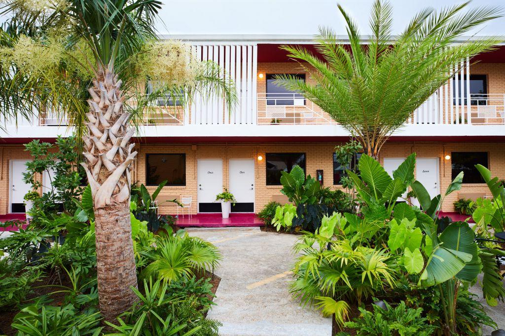 Ένα παλιό μοτέλ στην Νέα Ορλεάνη ανακαινίστηκε σε ένα μπουτίκ ξενοδοχείο