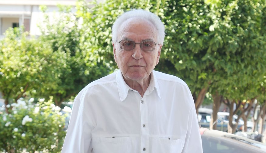 Πέθανε ο ηθοποιός Τρύφωνας Καρατζάς | in.gr