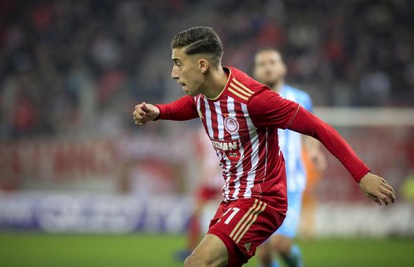 Τσιμίκας: «Δίνουμε τα πάντα, ο κόσμος απολαμβάνει το ποδόσφαιρo μας»