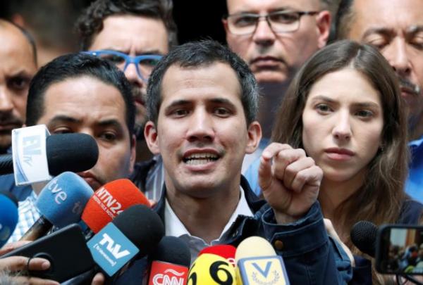 Βενεζουέλα: «Ζούμε μαγικές στιγμές, είμαι αποφασισμένος» λέει ο Γκουαϊδό