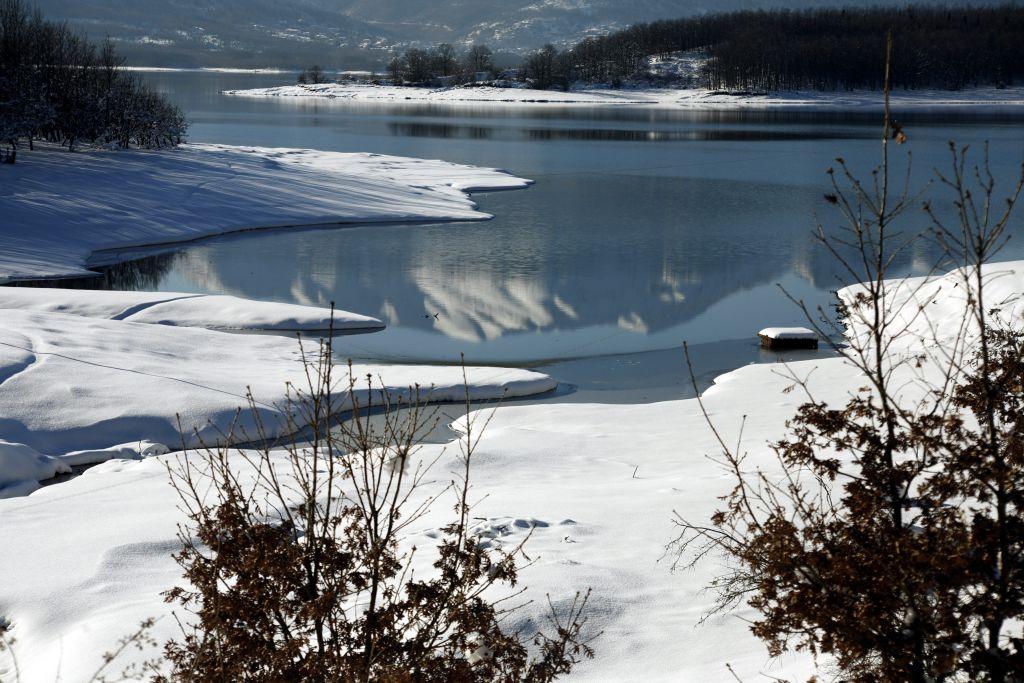 Σαρώνει η «Σοφία»: Προβλήματα από τα χιόνια, που χρειάζονται αλυσίδες