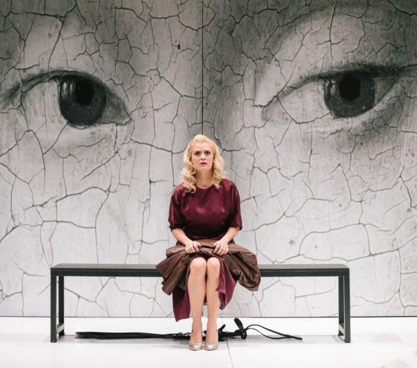 Οι πρώτες φωτογραφίες από την Έντα Γκάμπλερ στην Εναλλακτική της ΕΛΣ