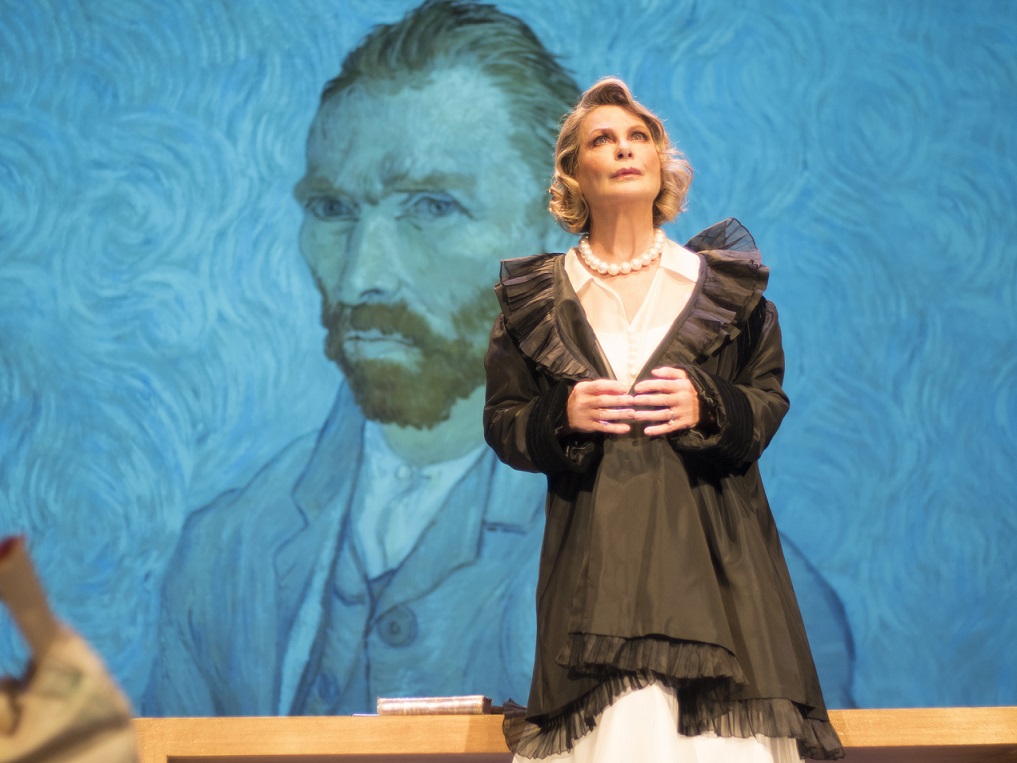 H Ελένη Ερήμου στην παράσταση «Βαν Γκογκ – Το βαλς των δέντρων και του ουρανού»