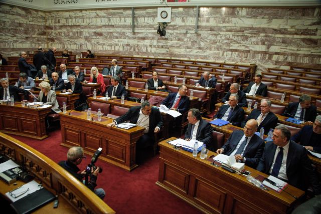 Εγκρίθηκε από την επιτροπή της Βουλής η Συμφωνία των Πρεσπών – Αύριο στην Ολομέλεια