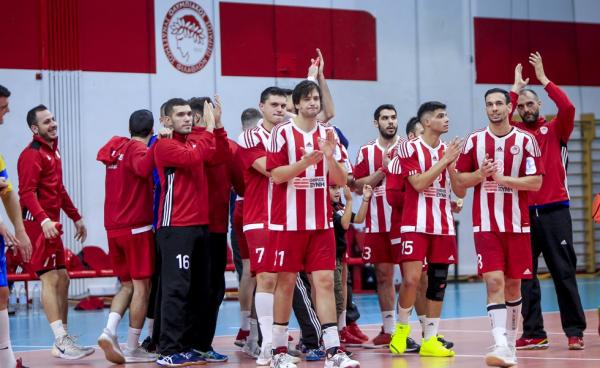 Ολυμπιακός και ΑΕΚ ρίχνονται στη μάχη μετά από τρεις εβδομάδες διακοπής