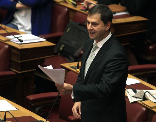 Χ. Θεοχάρης: Ο Τσίπρας θέλει να μείνει λίγο ακόμα στην εξουσία για να αδειάσει τα ταμεία