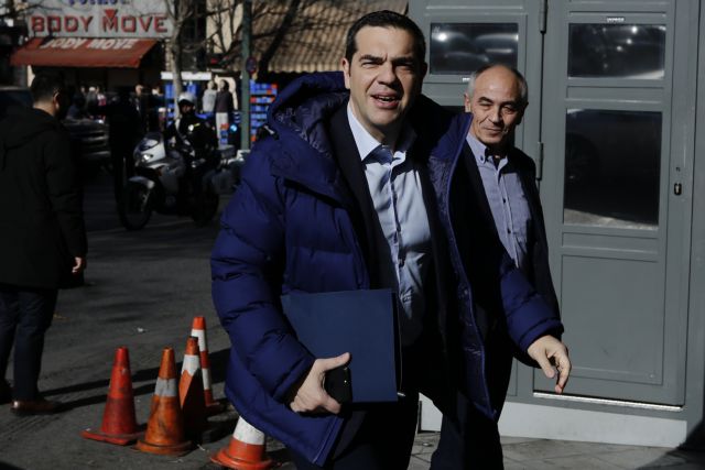 Μόνο τη φωνή των ανθρώπων του πνεύματος υπέρ των Πρεσπών αναγνωρίζει ο Τσίπρας