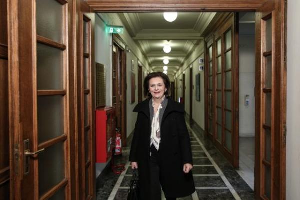 Με αιχμές, παραιτήθηκε η Χρυσοβελώνη από τους ΑΝΕΛ